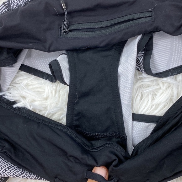 Lululemon Speed Short Dottie Tribe White Black / Black - Picture 4 of 7